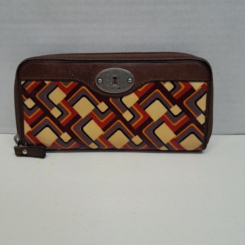 Fossill Key Full Wallet Zip Around Leather and Coated Canvas Geometric Design